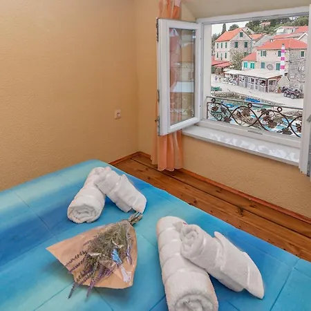 Holiday home Sea Pearl Maslinica